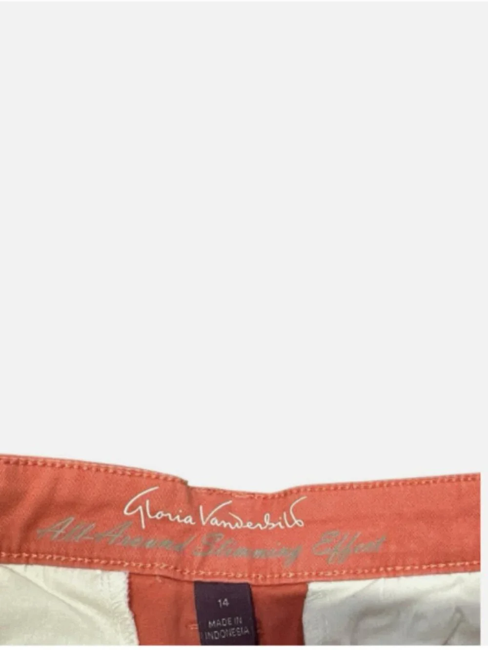 Gloria Vanderbilt all around slimming effect Salmon Pink Women's short size 14